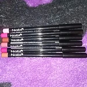 A pack of lipliner pencil